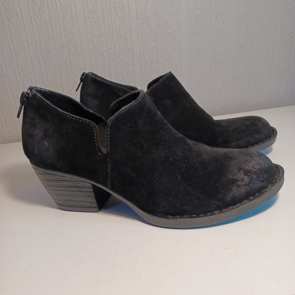 Born Womens suede booties Size 7.5M - Picture 2 of 12